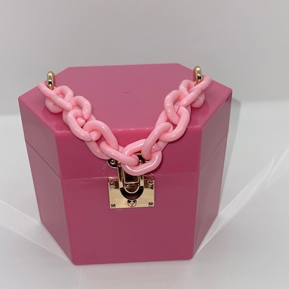 “Candy” - Picture 5 of 9